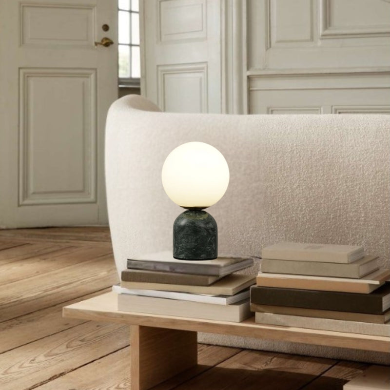 lampe boule a poser design 
